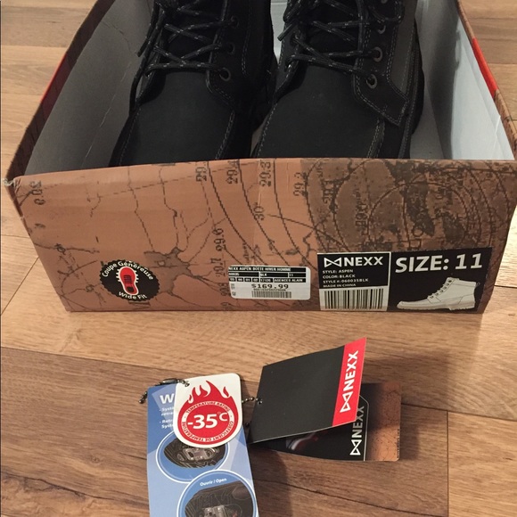 Snow Shoes - Picture 8 of 8